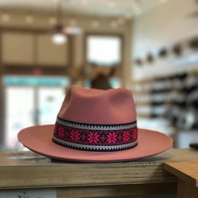Nathaniel's Custom Hats – Texas Monthly