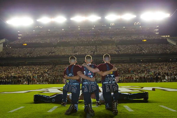 Midnight Yell - Texas A&M - Best Texas College Football Traditions