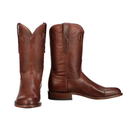 A pair of Lucchese boots are basically a Texas rite of passage. Visit the Lucchese Factory Outlet in El Paso to grab one of this year’s hottest men’s fashion trends.